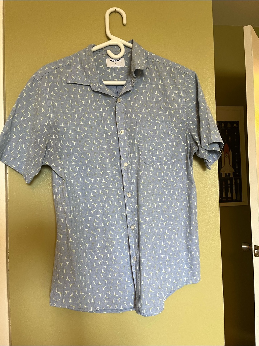 Short sleeve button down bundle - Picture 2 of 6